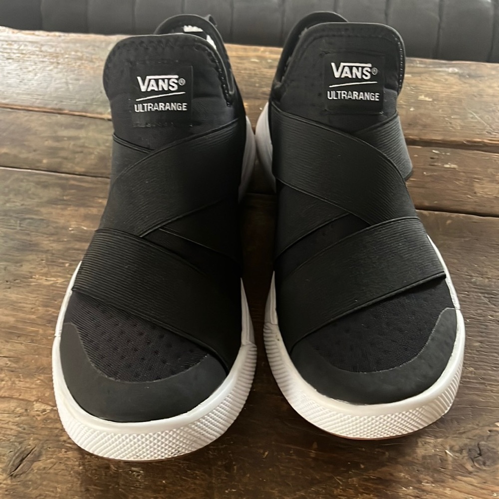 SOLD Ⓜ️ ULTRARANGE GORE SHOE